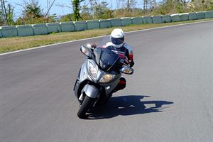 SUZUKI BURGMAN 650日本試駕