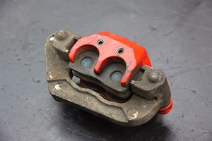 更換卡鉗自己來   簡易DIY自己動手做