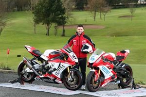 William Dunlop 2018年持續使用YAMAHA 車款