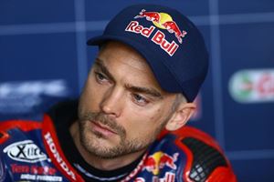 WSBK：Camier在RACE1受傷