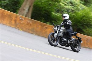 HONDA CB300R