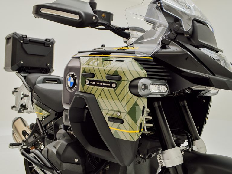 P90652160_highRes_bmw-r-1300-gs-advent