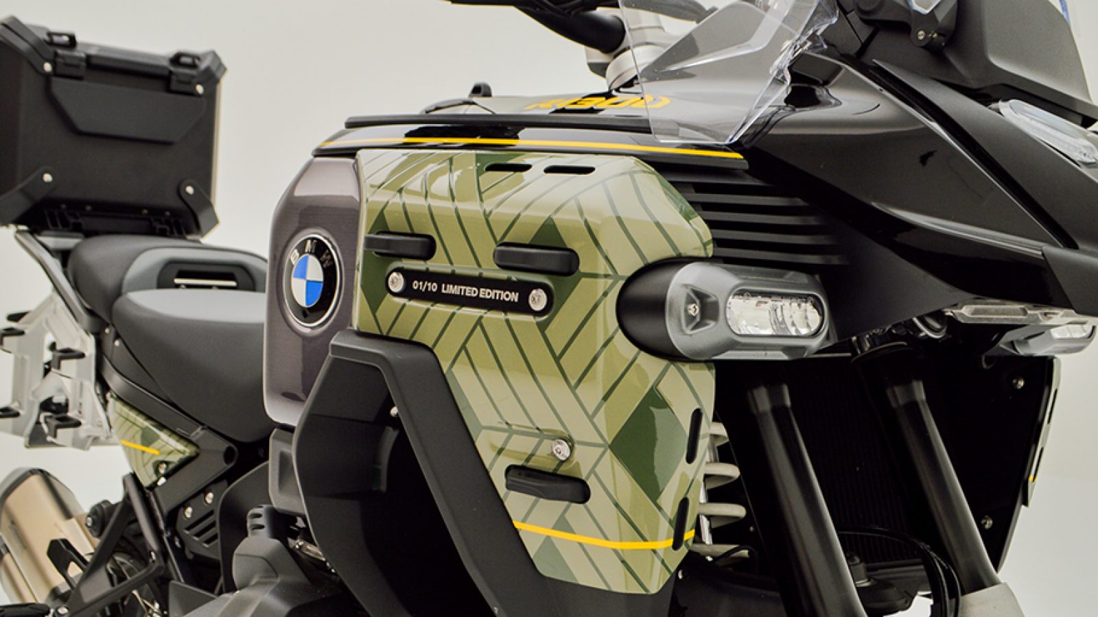 P90652160_highRes_bmw-r-1300-gs-advent 改比例